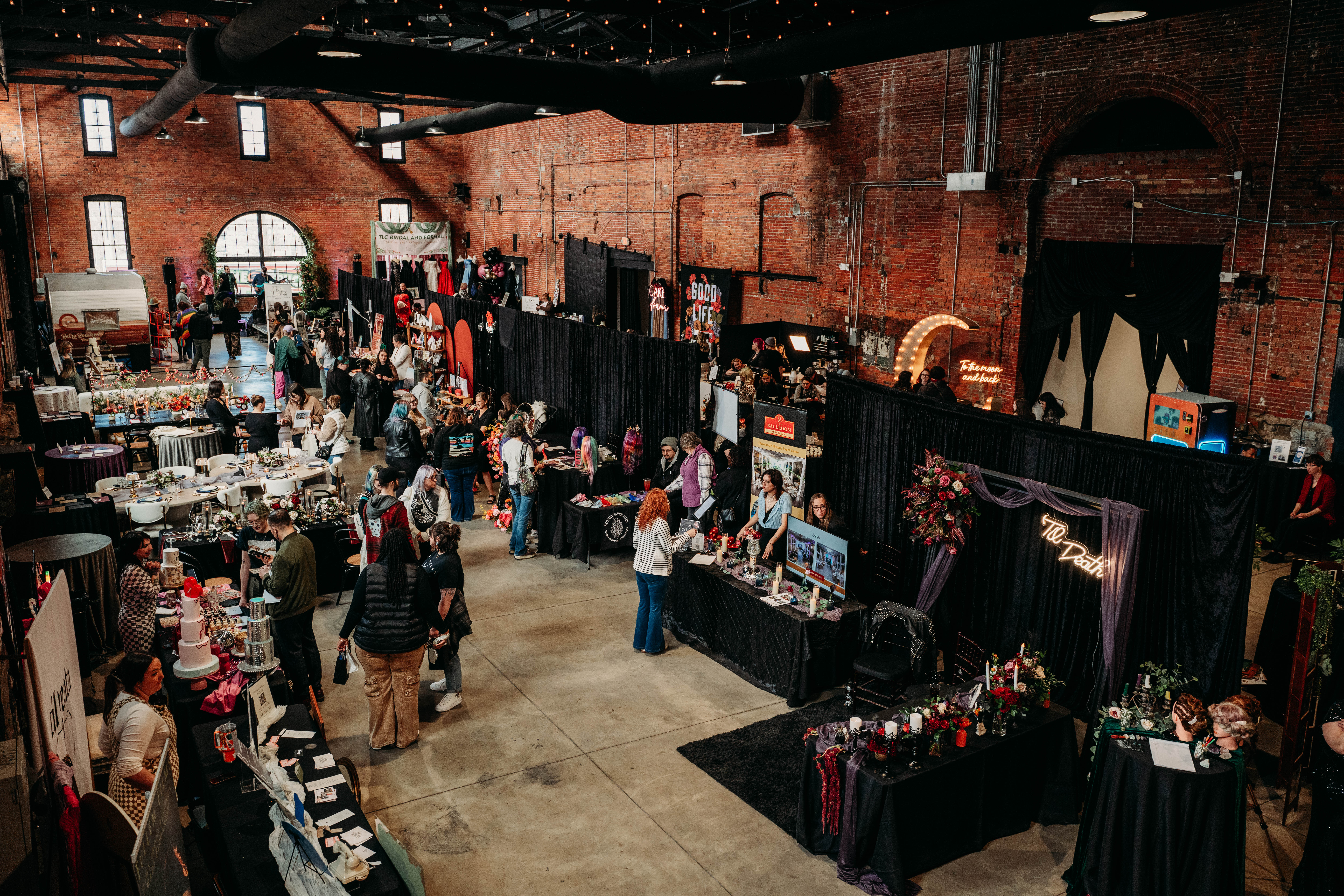 alternative cleveland wedding show